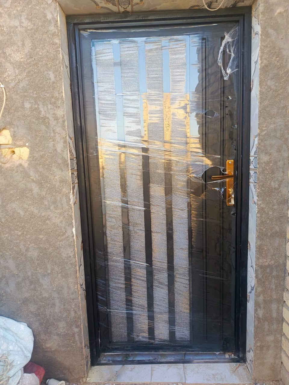 معمل حداد الماس 💎 لعمل كافه انواع الحديد #ابواب #شبابيك #محجرات #سقايف بأسعار مناسبه المراسله  وتساب او الاتصال ع الرقم ***********

