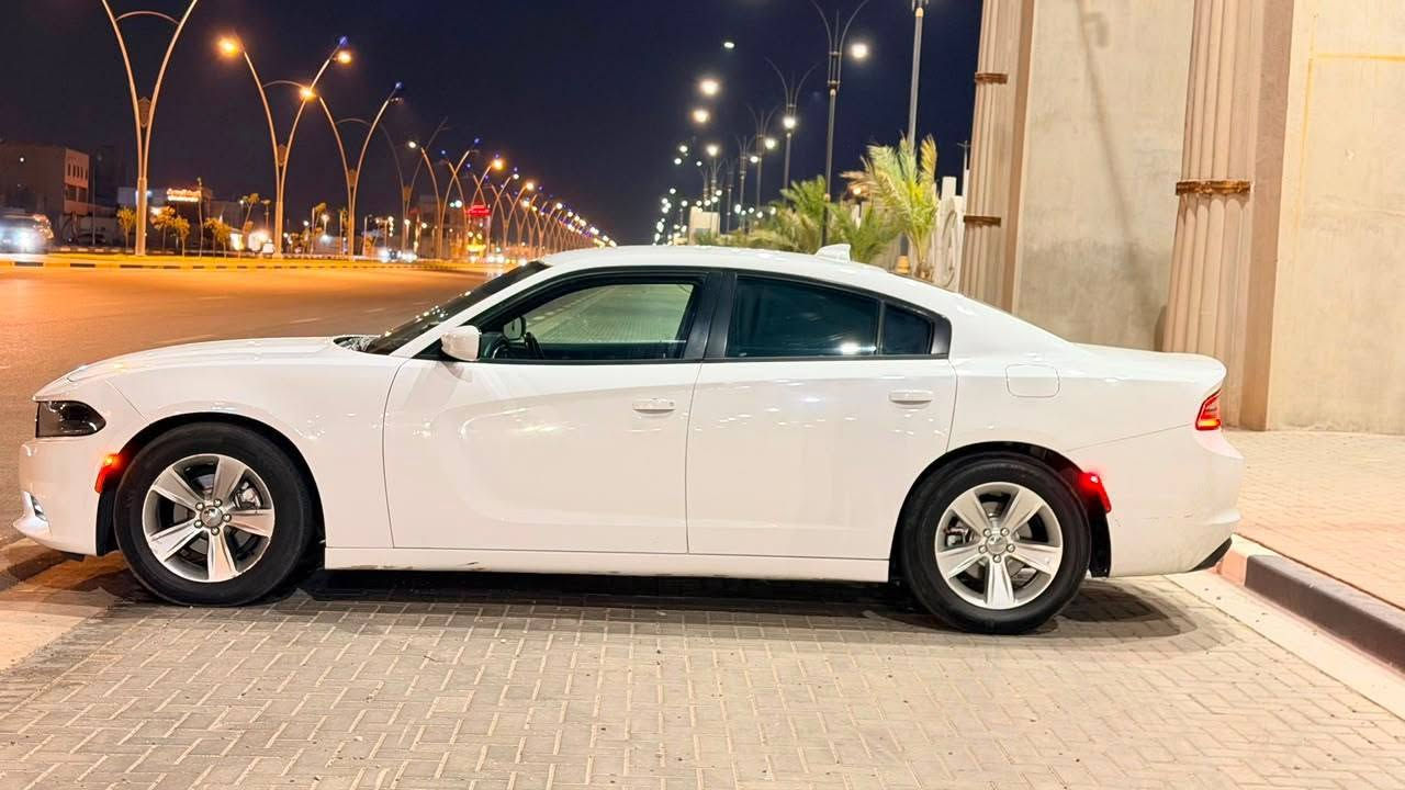 موديل 17@
كندي كفاله     sxt
سياره جديده مامشتغله خط   تخم تاير حداده فول   رقم بغداد بسمي انكليزي    سنويه  لل 21 
مكاني بصره قرنه     لسعر 215وبيهه مجال  للطيبين
***********
