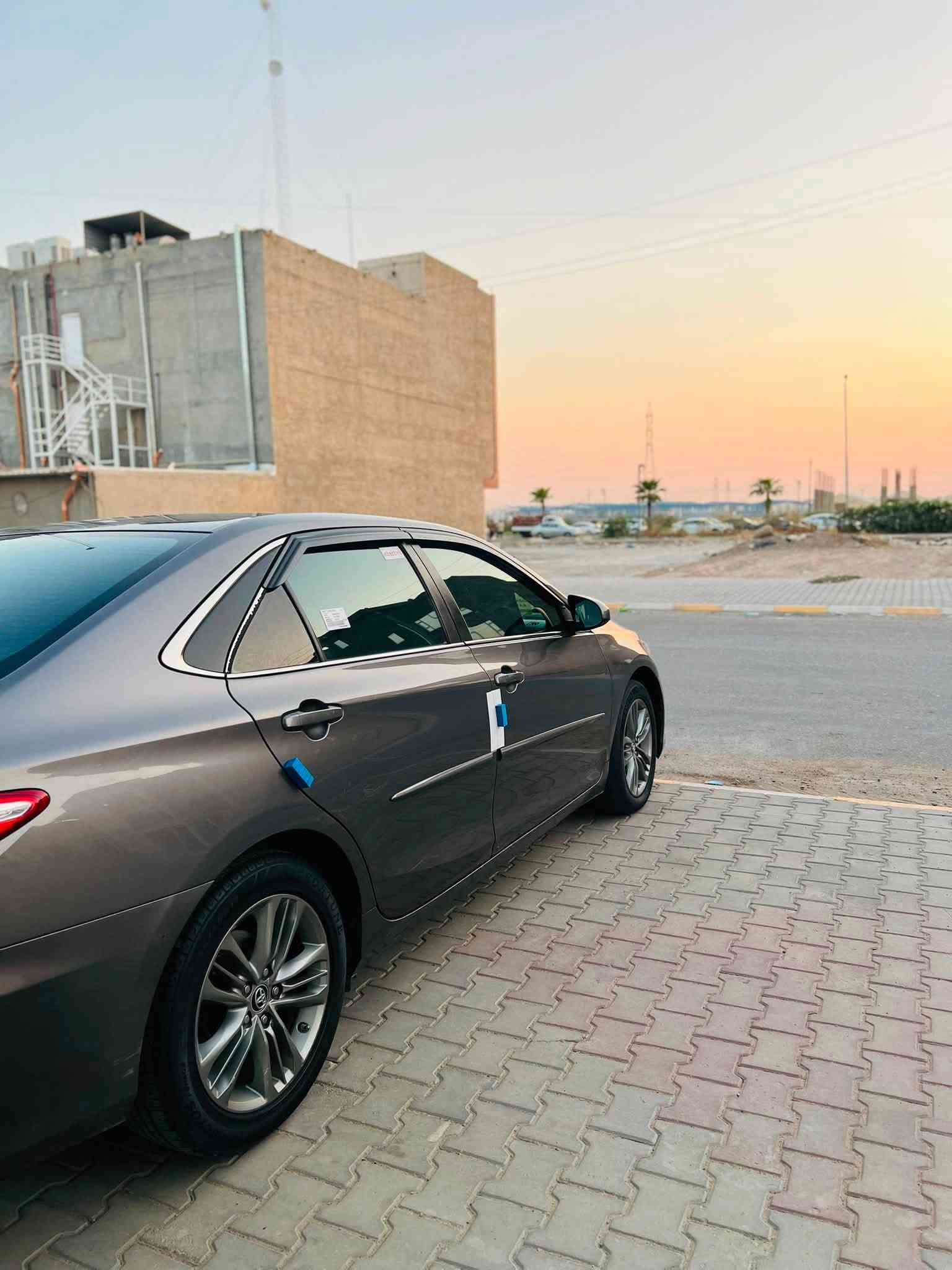 السلام عليكم…..

للبيع بسعر  116 $ نقد..اعتذر عن الاقساط   
كامري موديل 2017 مواصفات Se امريكي 

رقم اربيل دولي باسمي سنويه لل28 شرط التحويل 

محرك 4/2500 شرط محرك ما مفتوح شركه كير شرط بلادي ✅

ماشيه 131
مواصفاتها ….

كشن كهرباء
داخل جلد ومخمل اسود 
تحكم ستيرن فوول
كروس سرعه 
شاشه كبيره وكامره
ويل كب بلادي  

سياره جاهزه من كلشي ربع دينار متحتاج 
مسويلها ادامه كامله …

محرك/كير/صدر/كهربائيات/تبريد تدفئه 

🔺السياره بيها 3 قطع صبغ وكلير بين البابين ✔️

      مكان السياره تكريت 

للاستفسار رقم ***********
