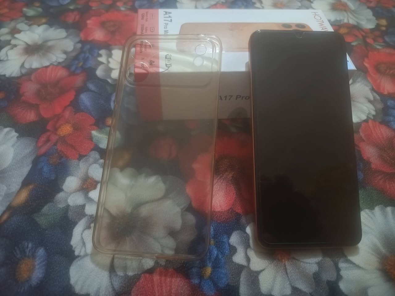 السلام عليكم تلفون 📱 البيع مستعمل سعره،125الف
***********
