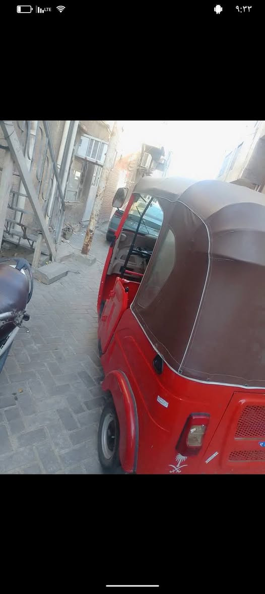 السلام عليكم تكتك البيع 2022 رقم وسنويه بسمي 8800 وبيها مجال ***********
