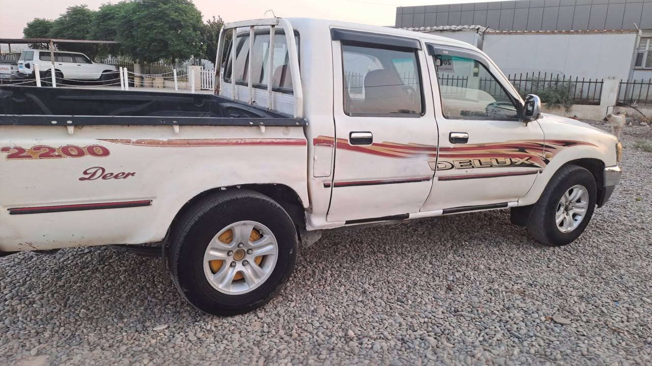دێر ٢٠٠٩ کابرێتە مەنەفێستی ئەسڵی گێرومەکینە ئاکسل شانسی بەشەرت. نرخ ٢٤ وەرەقە
***********
***********
ناونیشان چەمچەمال

