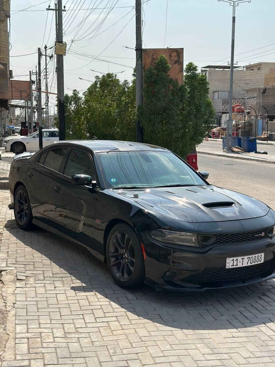 للبيع تشارجر موديل 2022 سياره ورده امريكي محادثه قطعتين رقم بغداد باسمي
مكاني بصره 
محركه 6400
السعر 215 اذا اكو مراوس 
سياره فول 
ماشيه 20
التواصل 
*********** اتصال
