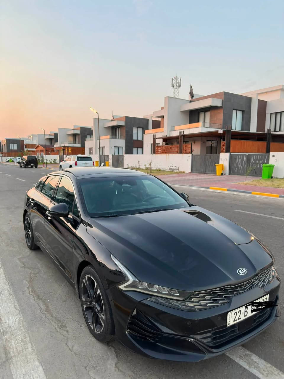 السلام عليكم…
للبيع k5 موديل 2021 GT LINE رقم اربيل السيارة وارد امريكي حادثها مدكر بارد وبند صبغ
مواصفات السيارة:
سقف باوراما
كشنات جلد وشاموا اسود
كامرات امامية وخلفية
تحديد مسار 
نظام النقطة العمياء
رادار امامي ورادار خلفي
شاحن واير ليس
شاشة تدعم Apple car play
نظام لايتات زنون
5 بصمات
نظام السياقة الألية
وبعد هواي مواصفات
مكانها بصرة
للأستفسار ***********
