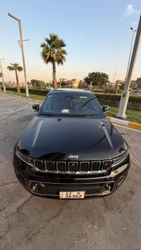 جراند شيروكي L • ٢٠٢٢ • أوفرلاند