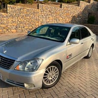 كراون • ٢٠٠٥ • مكينة ١٨٢