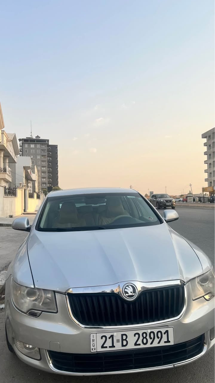 Skoda superb 
صالون 
2013 
محرك ٢ 
تربو 
٢ جاملغ 
محرك و جير بشرط 
جير ٧ 
تكيف 
شاشه و كاميرا
الرقم ***********
95$ورقه بي مجال قليل بغداد, العراق
