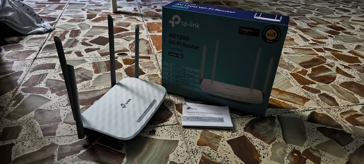 السلام عليكم
راوتر TP-Link AC1200 كامل ملحقات نظيف جداً استخدام قليل سعره 30 وبي مجال مكاني بغداد الحرية ***********
