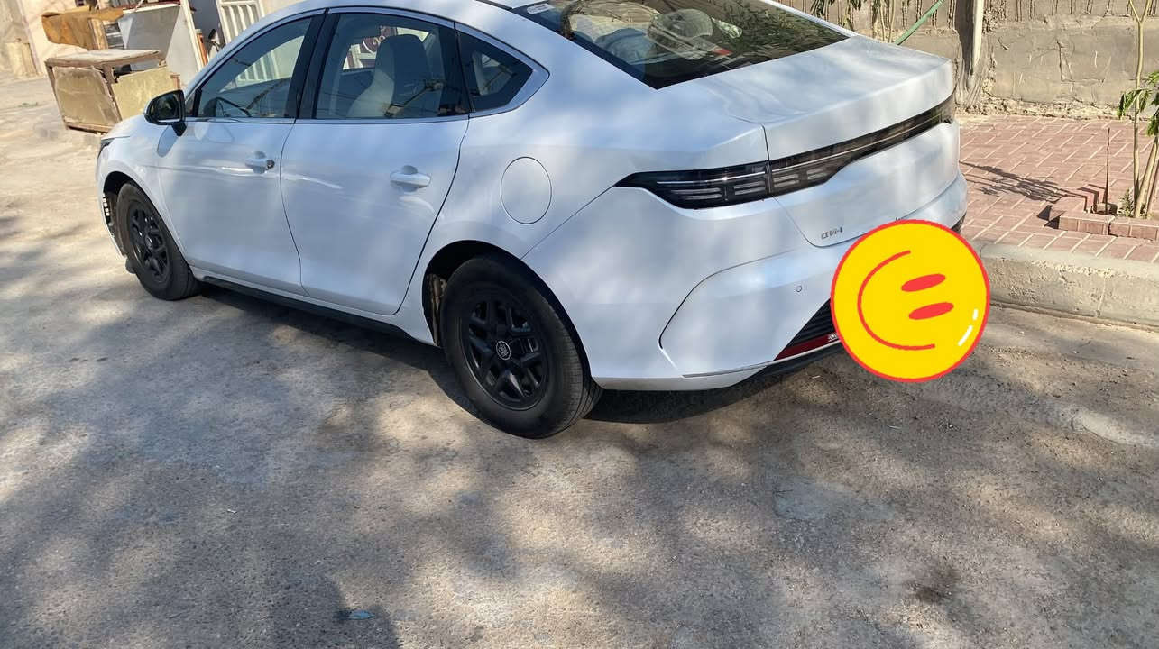 تسرويل مديل 25رقم بغداد  بيه قطعتين تبديل باب سايق قبق جنطه ماشيه 19 مكان سياره نجف ***********
