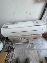 LGانفيرتر تحكم 2طن منعمل سنه وحده للبيع 07705303733
