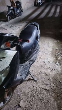 دراجه سكنس فحل كابريتر مو نوزل دراجه مهموله بيه ترتيبات وتجفيت جديد ال...
