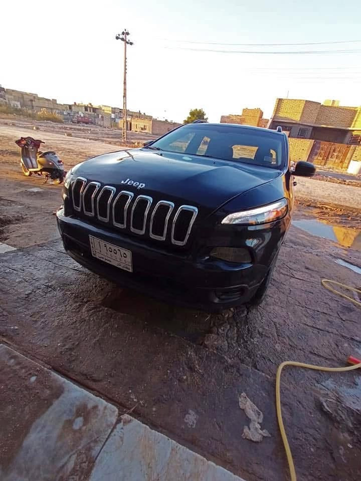 السلام عليكم 
للبيع حيب بزون حره ذي قار
باسمي احويل  مديل ٢٠١٦ بدون تبديل
مواصفات سبورت عاديه 
مكانه. ناصريه مركز 
السعر خاص   او الاستفسار ***********
***********

نص مكتوب في الصور:
- Back to top | Lot details Back to top | Lot details cle Information شغل ملفك اختر أفضل الفيديوهات للمشاهدة فتح
- Back to top | Lot details Back to top | Lot details شغل ملفك اختر أفضل الفيديوهات للمشاهدة XRAcadem فتح
- 2016 JEEP CHERO...
- poctra.com
- it no: 45238647
- Back to top | Lot details
- شغل ملفك
- العربية
- الإنجليزية