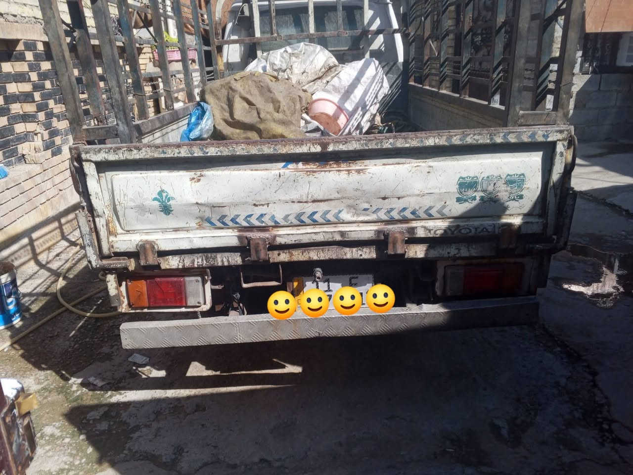 سلام عليكم سياره كيه حمل  موديل 95 خيط بخار فقط امه الباقي كفاله عامه سعر 47 وبيه مجال الستفسار التصال العنوان بغداد ‏‪***********‬‏
