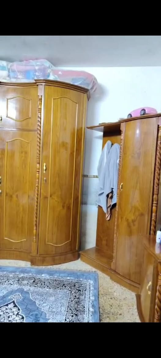 غرفه اخشاب تزكام درجه اولا ست بيبان ملحق ***********
