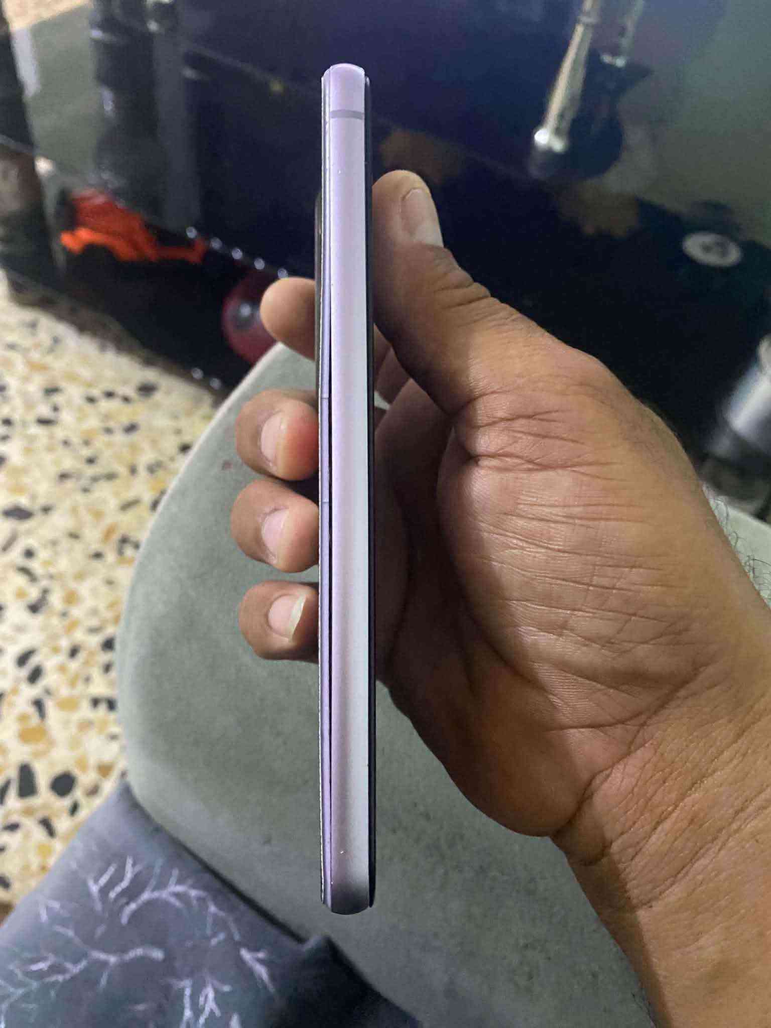 سلام عليكم متاح كلكسي اس21FE5G ذاكره 256العشوائيه 8 جهاز كله شغال شرط الشغل بس بي شغلتين الظهر تعبان ماموضح بالصوره والشحن صفحه يشحن طبيعي وصفحه يشحن بطيئ للأمانه والباقي كله شغال وخير من الله السعر(175)وبي مجال للشراي مكاني بغداد حسينية الراشديه 
ملاحظه اخوان رحمه الاهلكم اقرو المنشور زين يله تتصل او تجي خاص رقمي بي واتساب او على الخاص موجود(***********) بغداد, العراق

نص مكتوب في الصور:
- حول الهاتف Galaxy S21 FE 5G إعادة تسمية اسم المنتج Galaxy S21 FE 5G اسم الطراز SM-G990E/DS الرقم التسلسلي R5CRC1ZKXGB SIM 4 رقم الهاتف غير معروف الشبكة Zain IQ IMEI 1 355864121472955 اسيا 2 رقم الهاتف +9647704597173 الشبكة Asiacell IMEI 2 357882491472957
