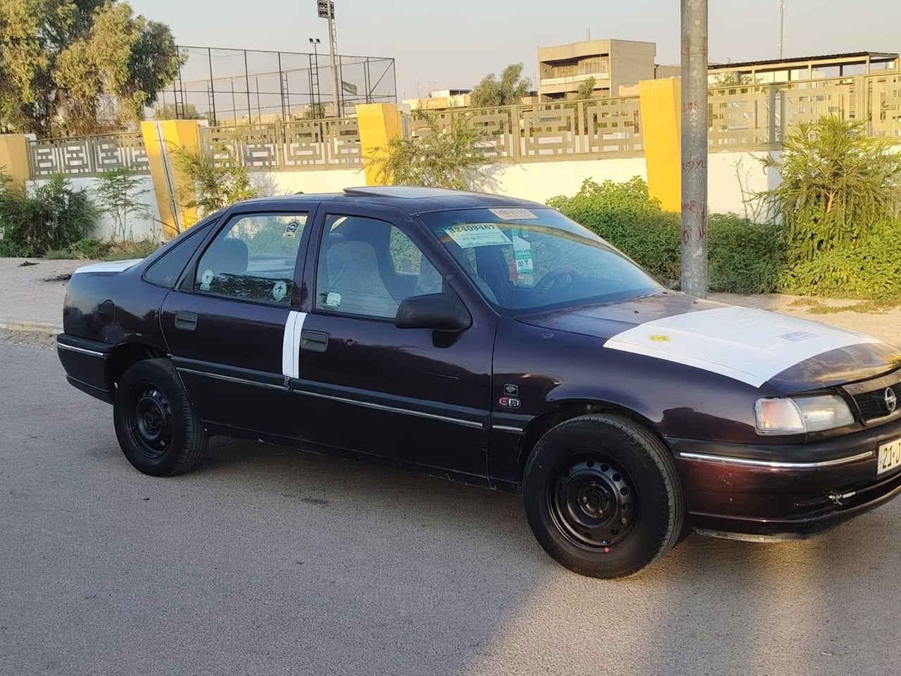 سيارة اوبل فكترا موديل 92 حجم 18 محرك لاصرف ولابخار سنوية لحد 28 بطاقة بنزين بي شرط وكالة و تحويل سعر 36 بي مجال بسيط عنوان كركوك رقم هاتف ***********
