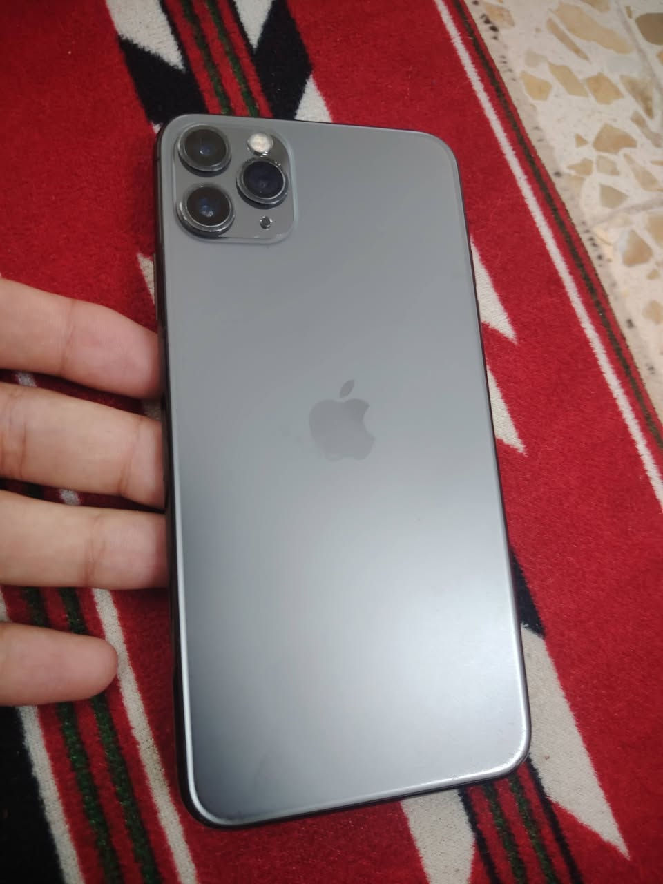 للبيع ايفون 11برو ماكس
ذاكره 256 
بطاريه 100 مبدل اصلي
شاشه مبدل حيل حلوه
جهاز لونه اسود حيل حلو ونضيف
كامرات سيمكارت اتصال كلا فول ونضيف شرط الفحص
سعره 240 الف وبي مجال قليل
موجود خاص وهذا رقمي ***********
