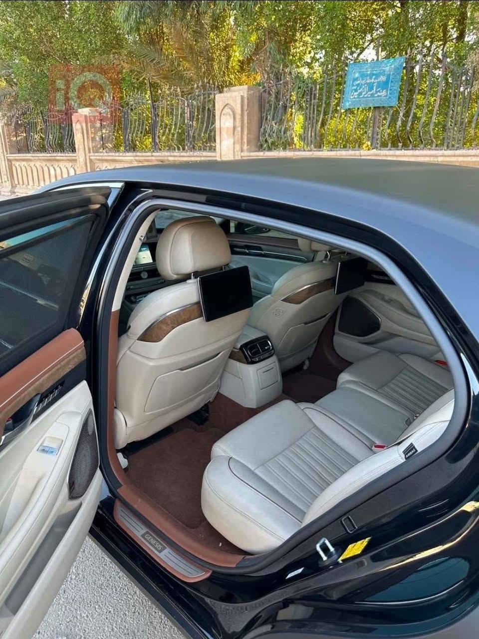 للبيع — Genesis G90 2022
🚘 جينسس G90 موديل 2022
🖤 اللون: أسود
📅 الموديل: 2022
✨ سيارة فخمة وراقية، بحالة ممتازة ومناسبة للباحث عن الراحة والفخامة.
المواصفات والتفاصيل:
• الممشى: [42,000] كم
• المحرك: [5.0]8سلندر
• الفئة: [g90]
• الحوادث: [طرف الجاملغ وطرف البنيد حادث جدا بسيط]
• جميع المواصفات تعمل بشكل ممتاز
💰 السعر: [39,000] بيها مجال بسيط
📍 الموقع: بغداد
📞 للتواصل: [***********]واتساب
[***********]اتصال
