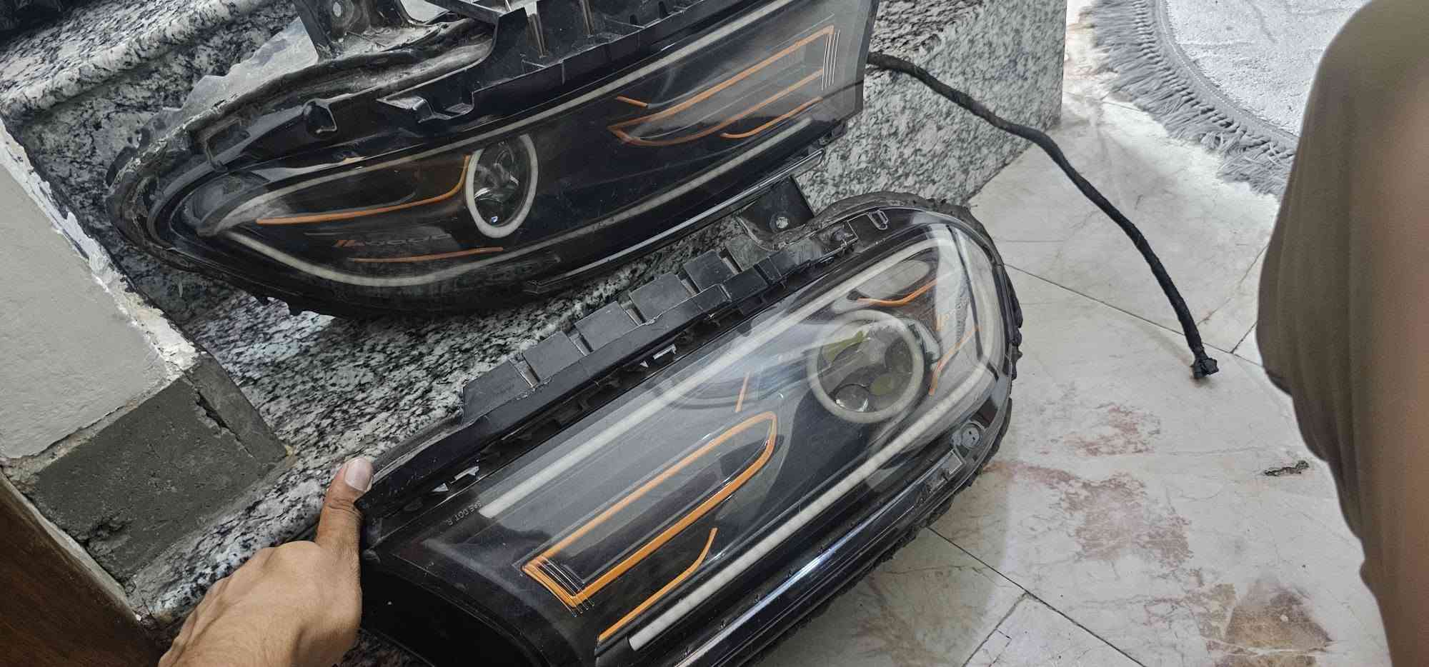 لايتات سكات مديل ٢٣ جدد نضاف كلش وشباج شوفت عينك يرهمن من مديل ١٥ لل ٢٣ كله واحد كاملات جيب وشد ٣٠٠$ كلهن اصلي اصلي اصلي مال السياره نفسها تفاصيل ***********.  مكان بغداد
