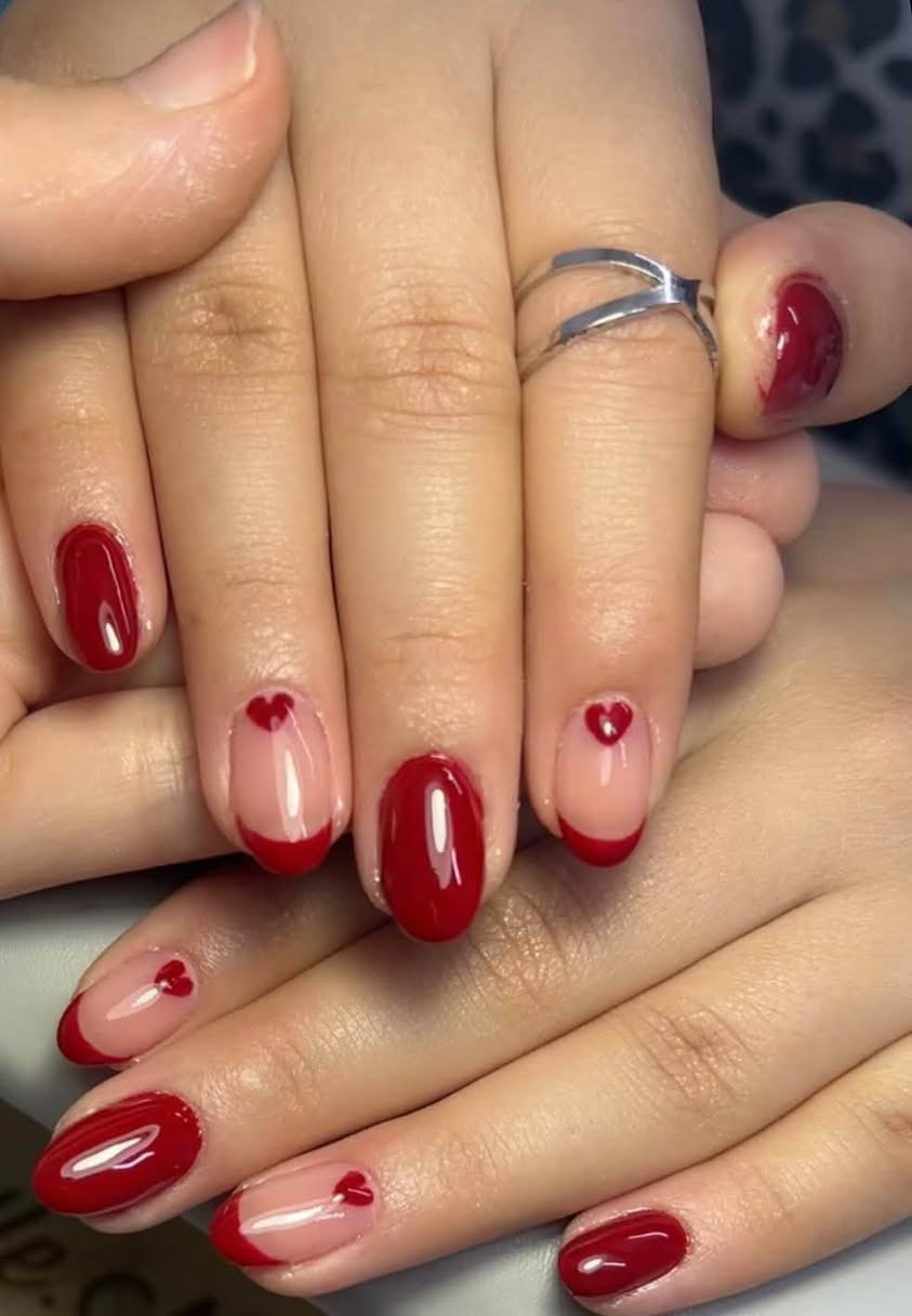 عروض بنات جل اكستنشن 15فول دزاين 18تنظيف قدم وجلش 10+اضفرين 15حفافه 5تنظيف بشره 10عميق

