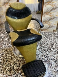 كرسي • مستعمل قليل