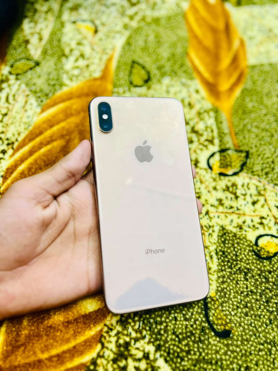 ايفون XS ماكس • 256 • ذهبي