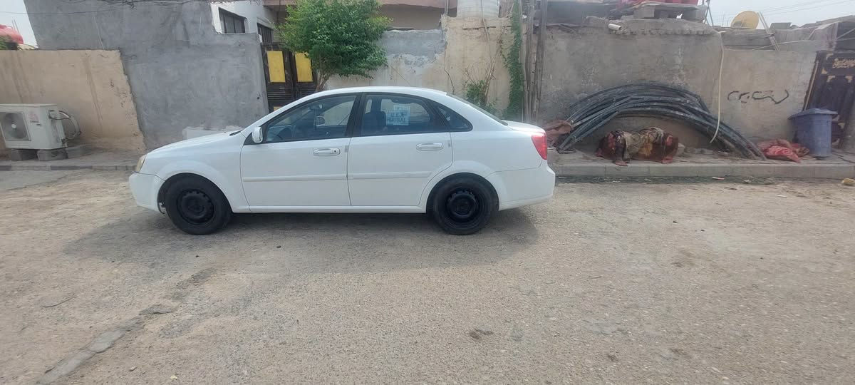 وبتره مكينه كير تبريد جاهزه
مكاني كميت.  جاهزه
تخم تاير 
حداده جاهزه 
سنويه ارقام انكليزي 
تحويل مباشر      السعررر ٦٧ وبيه مجال بصيط
***********
