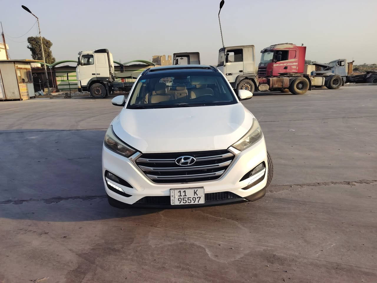 للبيع توسان 2018 خليجي الگاصد
بنرامه 
 سايد بريك بالرجل مكفوله من الصبغ بيهه فقط ثلث مكانات بارد 
وبيهه مكانين تكشير كصت البنيد وباقي على وضعه  ماشيه ١٠٤ حقيقي رقم  بغدادسنويه جديده ل2031 وهزه جديده تبريد قطعتين 3 انظمه قياده سياره مال جناي حداديه وصدر بالباكيت تايرات 4 جدد بدلتهن  تبريد ثلج ❄️ 
السعر ١٦٠ 
 وبيهه مجال كلش بصيط 
الاستفسار
مكانهه المحمودية
***********
