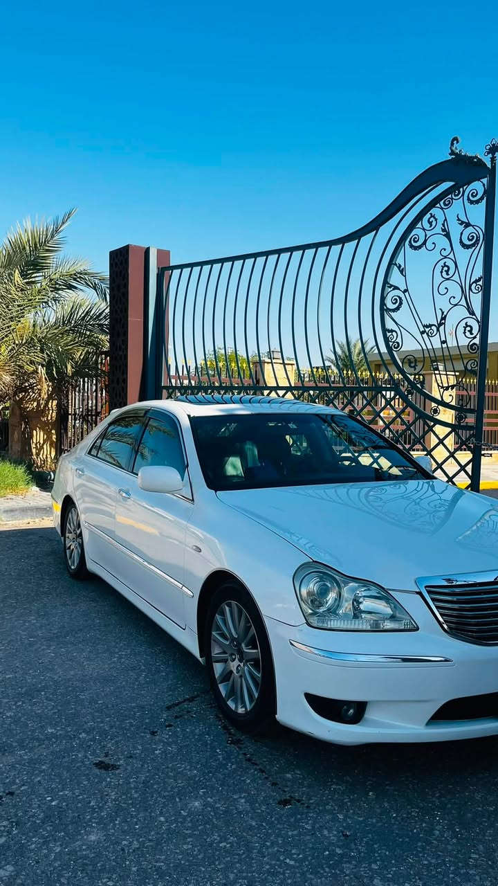 🔥للبيع - تويوتا كراون ماجستا  2004

كراون ماجستا موديل 2004 Toyota

رقم بغداد  انكليزي بسمي قرار 48

وين ما يعجبك ادورلك مشروع وطني 

هزة جديدة 
(ملاحظة مهمه) السيارة تحوير النجف كامل فوك وجوة بيد سيد يوسف النعيمي

*المحرك سعة 4.3 لتر  V8

*موصفات فول 5 دكم

*فتحة سلايد

*السيارة جوبلس تصعد وتنزل                       

*5 بصمات + دخول ذكي 

*داخل جلد اسود 

*4كشنات كهرباء + خزن ذاكره ٣ وضعيات

* ستيرن كهرباء * تحكم ستيرن 

*تحكم خلفي كامل 

*4 كشنات تدفئة 

*تبريد 3 قطع منفصل + تحكم خلفي 

*ثلاجة خلفية 

*3 بردات 

*جنطه شفط + مرايا شفط + ترحيب 

*كامرة خلفيه دوارة بلادي 

*14سماعة +Amplifyer  +دمام خلفي 

*4 جام اوتو 4 + جام عازل 

*لايت عدسة متحرك 

سيارة ما ناقصة اي شي تخم تاير وحداديه كامله 

كصة قمارة

العنوان النجف الاشرف 

السعر 152 وبيه مجال

للأستفسار ***********
