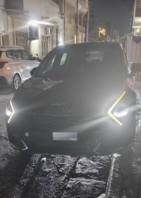🚗 للبيع – سيارة سبورتج موديل 2023 🖤 اللون: أسود 🇺🇸 وارد أمريكي 🛣️ المم...