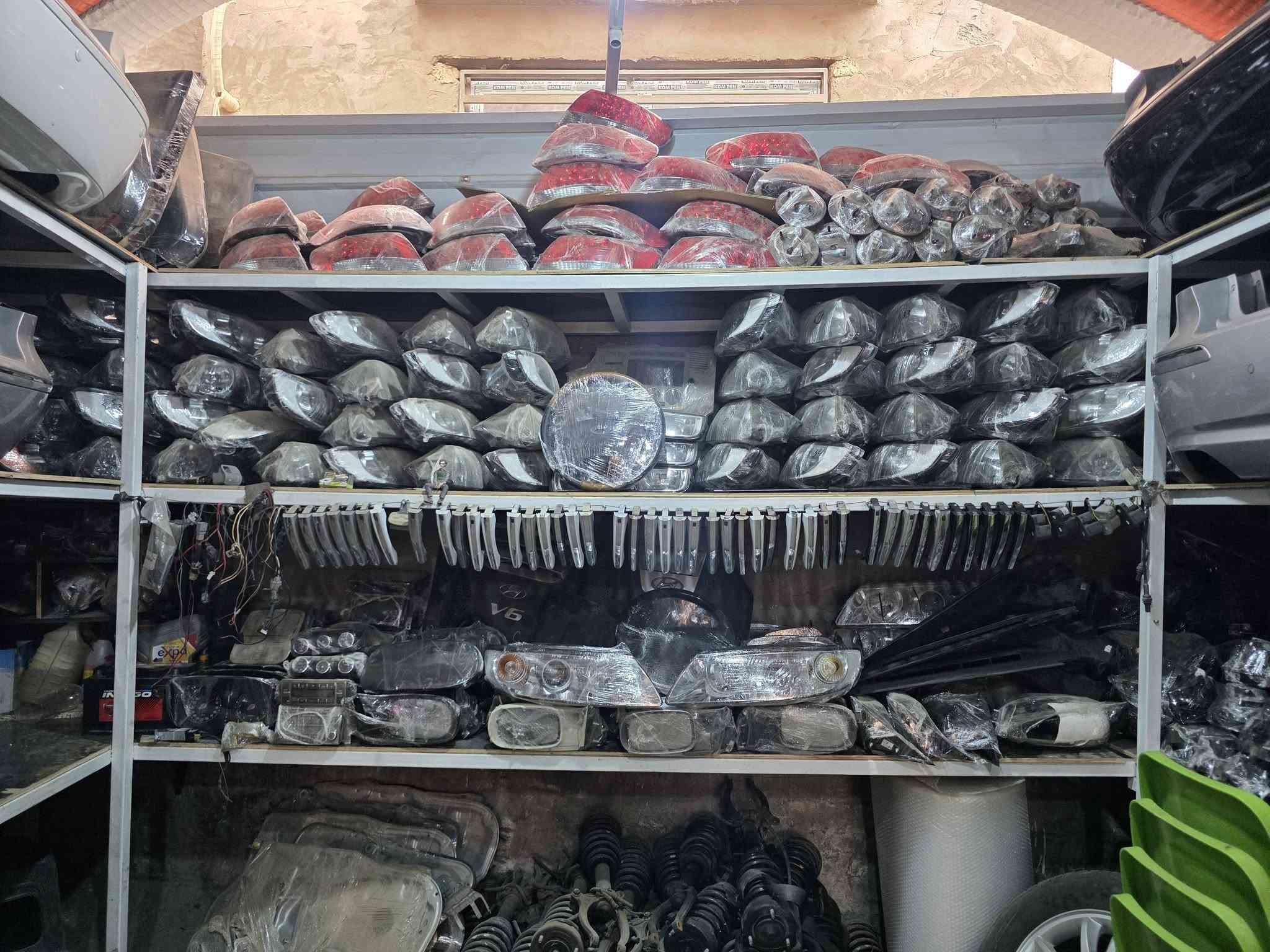ازيرا • تفصيخ • قطع غيار