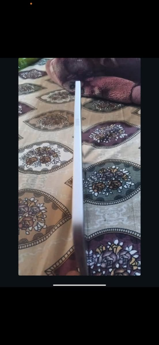 سلام عليكم مره خصة الادمن المحترم 

ايباد 10مستعمل قليل طالع من الضمان صارله شهر بس كامل ملحقاته كارتون شاحنه اصليه ما مفتوح ولا ملعوب بي بطاريته 88ذاكرته 64ويا فريز سعره 45الف مجاني ويا الجهاز الجهاز نضييف الا درجه السعر 415وبي مجال مستعجل ع بيعته لضرف للتواصل***********واتساب هم شغال
