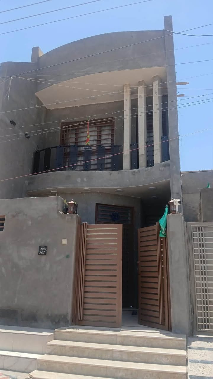 السلام عليكم
دار 100 متر طابقين 5 في 10 بناء جديد نهايه سنه 2025  موقعه جدا ممتاز في حي المعلمين القديم على السايدين مقابل مجسر الملعب الجديد 
ط الاول استقبال ومطبخ وغرفه ومطبخ مع الصحيات
ط2  غرفتين مع صاله وصحيات
للعلم الدار عليه قرض اسكان حوالي 50 مليون بتسديد شهري 350 الف 
السعر وباقي التفاصيل الاتصال على صاحب 
***********
علما أنا مكلف بالنشر
