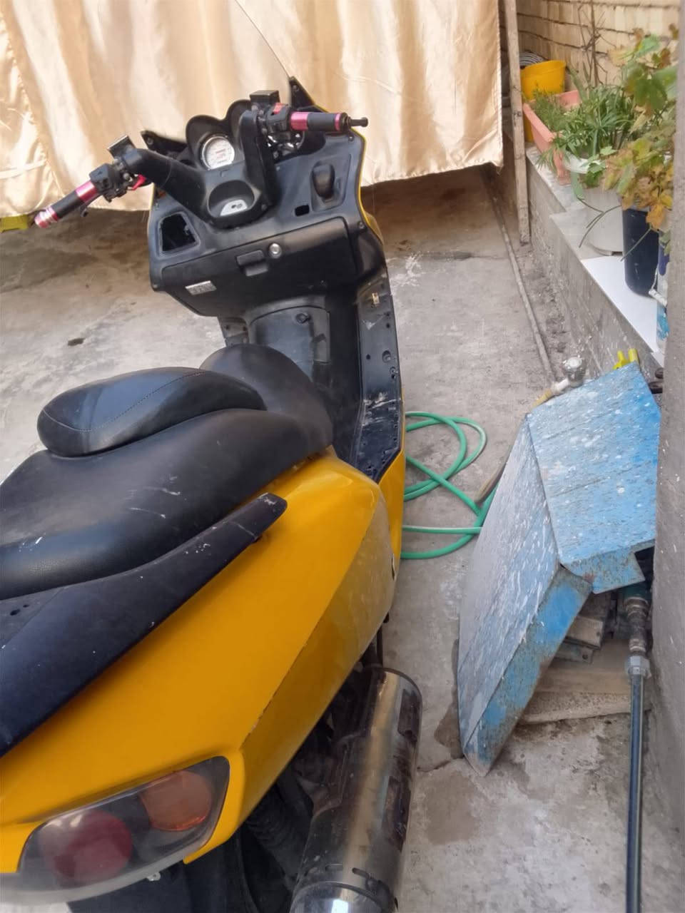 فورزه06السعر350 بيها مجال العنوان بغداد الحسينيه ***********
