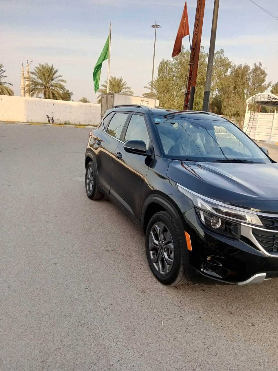 السلام عليكم كياً سيلتوس ٢٠٢٤فقط بنيد مبدل بدون دواخل مرقم بغداد ماشية5الاف فقط اخت الزيرو محرك ٢٠٠٠دوش فول مواصفات بدون فتحة السعر ١٥٥ورقة مكان تواجد السيارة بغداد الجعاد قرب مجمع النسيم
***********
