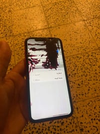 آيفون ١١ • ١٢٨ • شاشة مكسورة