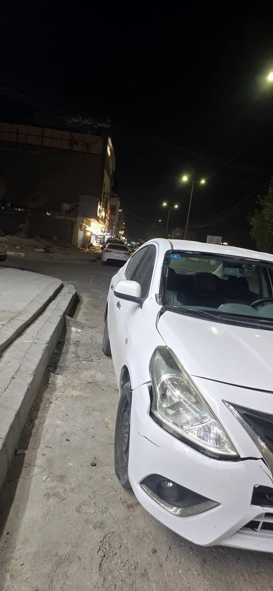 نيسان صني هندي مديل ١٩ السيارة  البدي ما مكفول  محرك كير  كفاله محرك جديد منظومة تبريد جديدة السيارة بأسمي هزه جديدة السعر ٨٠ و بيها مجال 
رقم الهاتف *********** العنوان البصرة الجبيلة البصرة, العراق
