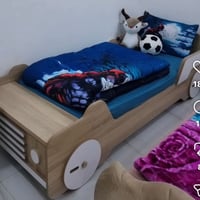 سرير أطفال • خشب • مع دوشك