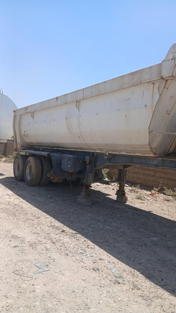 عريانة  نساف للبيع ٣ دنكير   العنوان بغداد ***********
