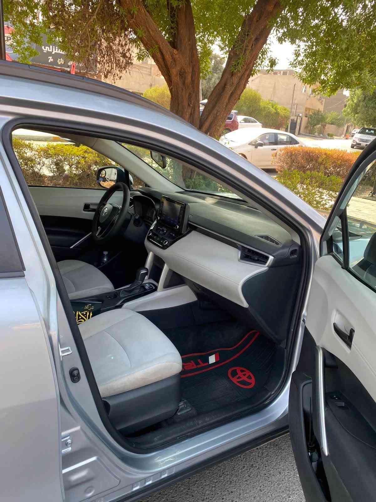 🔥 إذا تدور كورولا كروس نظيفة، محرك 2000 ووارد أمريكي كلين… هاي تستاهل تشوفها! 🔥

🚘 تويوتا كورولا كروس LE موديل 2022
🇺🇸 وارد أمريكي — كلين بدون حادث
💎 نظيفة جداً وجاهزة من كلشي

⭐ أبرز المواصفات:
🔹 محرك 2000 المرغوب
🔹 ماشية 96 ألف كم
🔹 مواصفات LE المعروفة
🔹 سيارة مرتبة ونظيفة
🔹 جاهزة للاستخدام مباشرة بدون أي نواقص

💰 السعر: 174
🤝 بيها مجال للحك الجيه

📍 الموقع: بغداد – اليرموك – أربع شوارع
🔄 التحويل بنفس اليوم

📞 للاستفسار والتواصل:
***********

⚡ للجادين فقط — السيارة على الفحص، واللي يريد سيارة مرتبة ونظيفة أهلاً وسهلاً.

#تويوتا #كورولا_كروس #كورولا_كروس_2022 #LE #وارد_أمريكي #سيارات_بغداد #سيارات_للبيع #اليرموك
