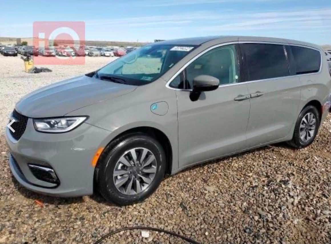 السلام عليكم Touring L 2023 hybrid حادثها بالصور طخه خفيفة بالباب و الجاملغ فقط مكفولة من كلشي 
السيارة فول 
 وياها سستم شحن كامل 
السعر 245
Tel:***********
