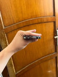 13برو ماكس  ذاكره 256  نضافه 100  مبدل بطاريه فقط اصليه  مكاني بغداد 0...