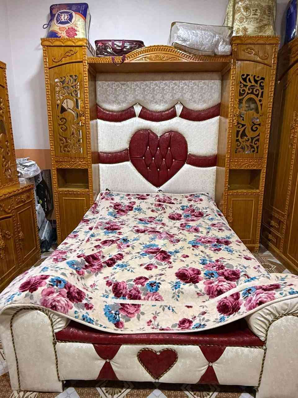 السلام عليكم غرفه نوم جديد الغرفه سعرها مليون وربع نقدا وتراهم ترهم اقساط يكون مقدم شويه زينه العنوان جنوب الموصل قريه زهيليله حياكم***********او*********** حياكم حياكم
