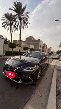 لكزس ES350 بلاتينيوم • ٢٠٢٣ • مشي ١٧٠٠٠ كم
