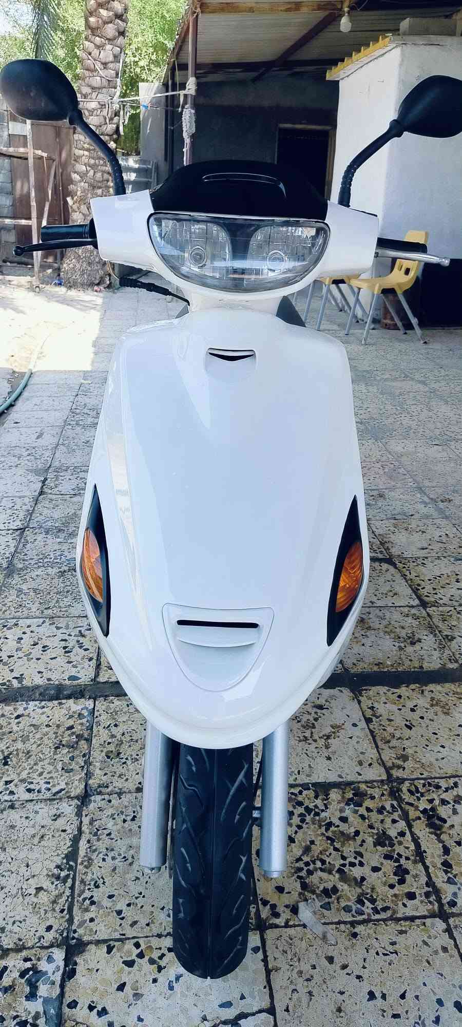 للبيع
دراجه فراشه حاويه
مكفوله من الفتح المحرك
كفر تجاري
كهربائيات كلها شغاله نكره سلف
سعر 750
مكان القرنه
***********
