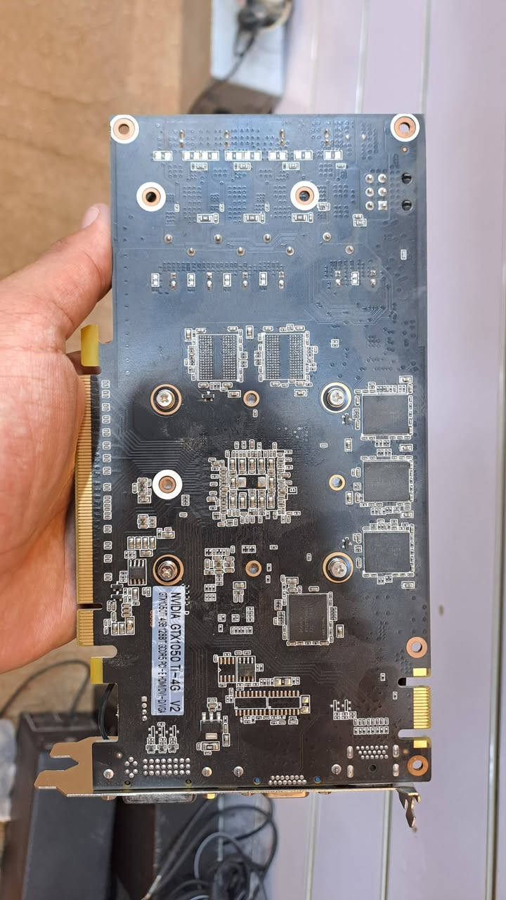 GTX 1050 Ti • ٤ جيجا • أوبن بوكس