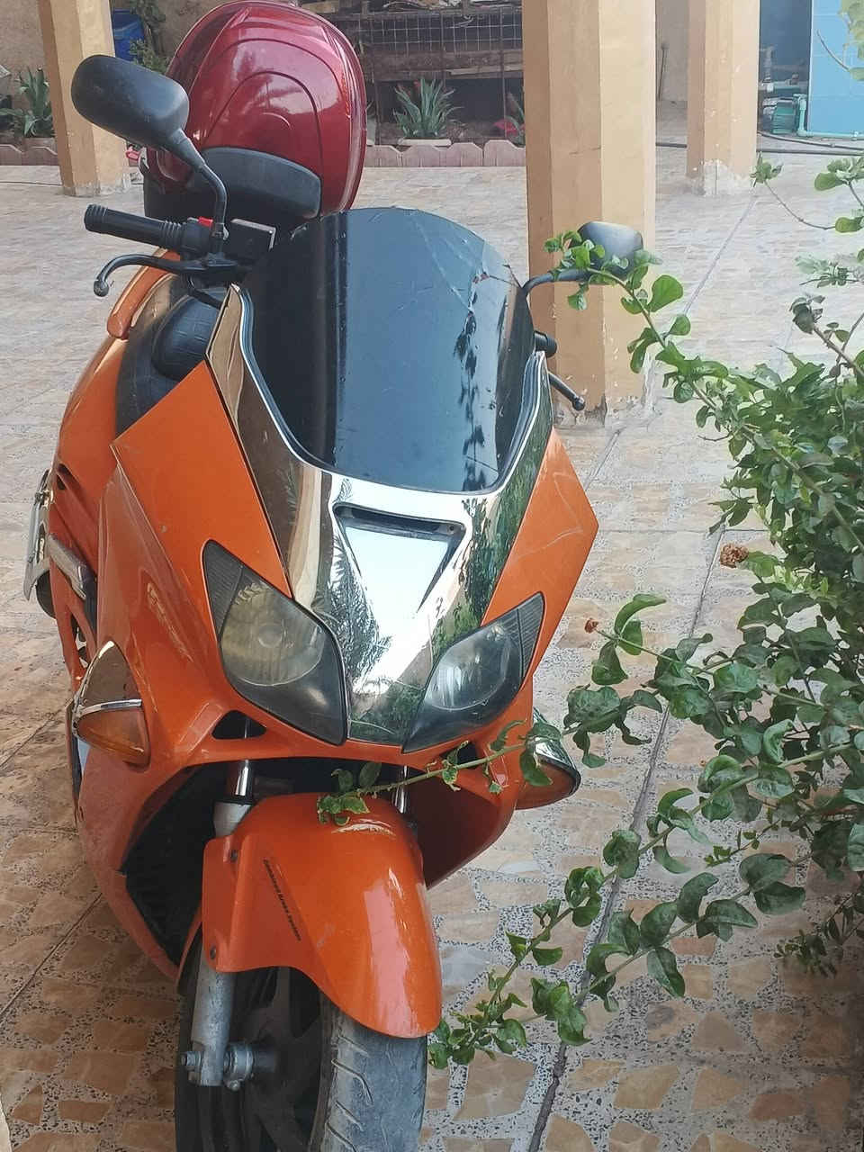 لسلام عليكم دراجة فورزا 0_6 سعر 550000 بيها مجال***********
