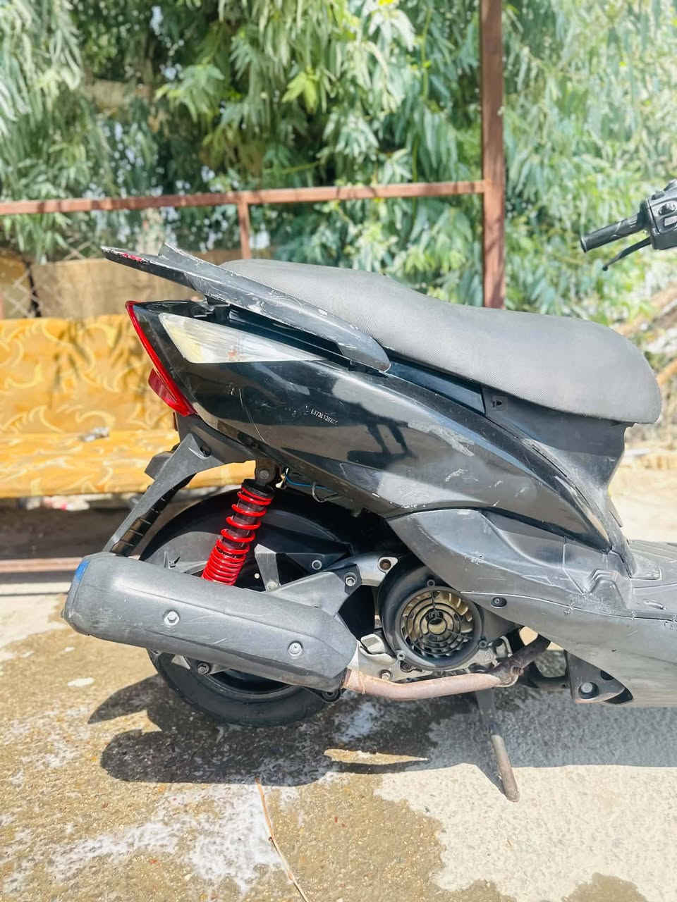 جي تي ار ثلعب بابل دراجه نوزل بس جويترحلاين طافيه دراجه جويتر واكف 
مستعجل عليه 

غيرها كفالها نفس كدامك بل صوره قفلها 250 هذا قمي ***********
