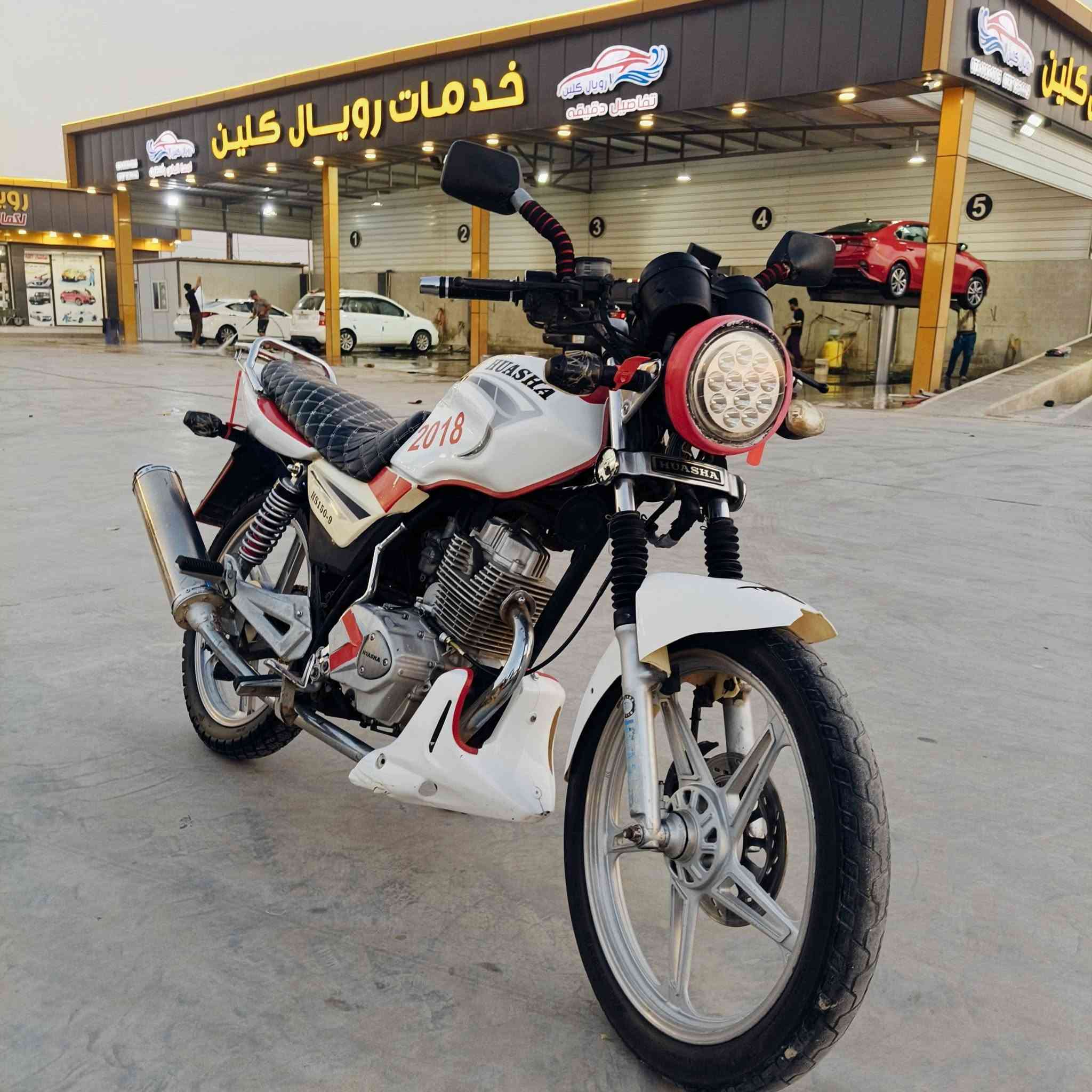 سلام عليكم تم اعادت النشر بسبب الوعود الكاذبه 
هيوشه موديل 2017 اوراق بي محرك جيب وياك فيتر وافحص سبانه ماممدوده عليه الموطور يرادله ترتيب كلش بسيط.   السعر650وبي مجال الرقم ***********/ولحد يكلي امسح المنشور اني شراي ابيع ع الي يجي كبل / اسف ع لطاله
