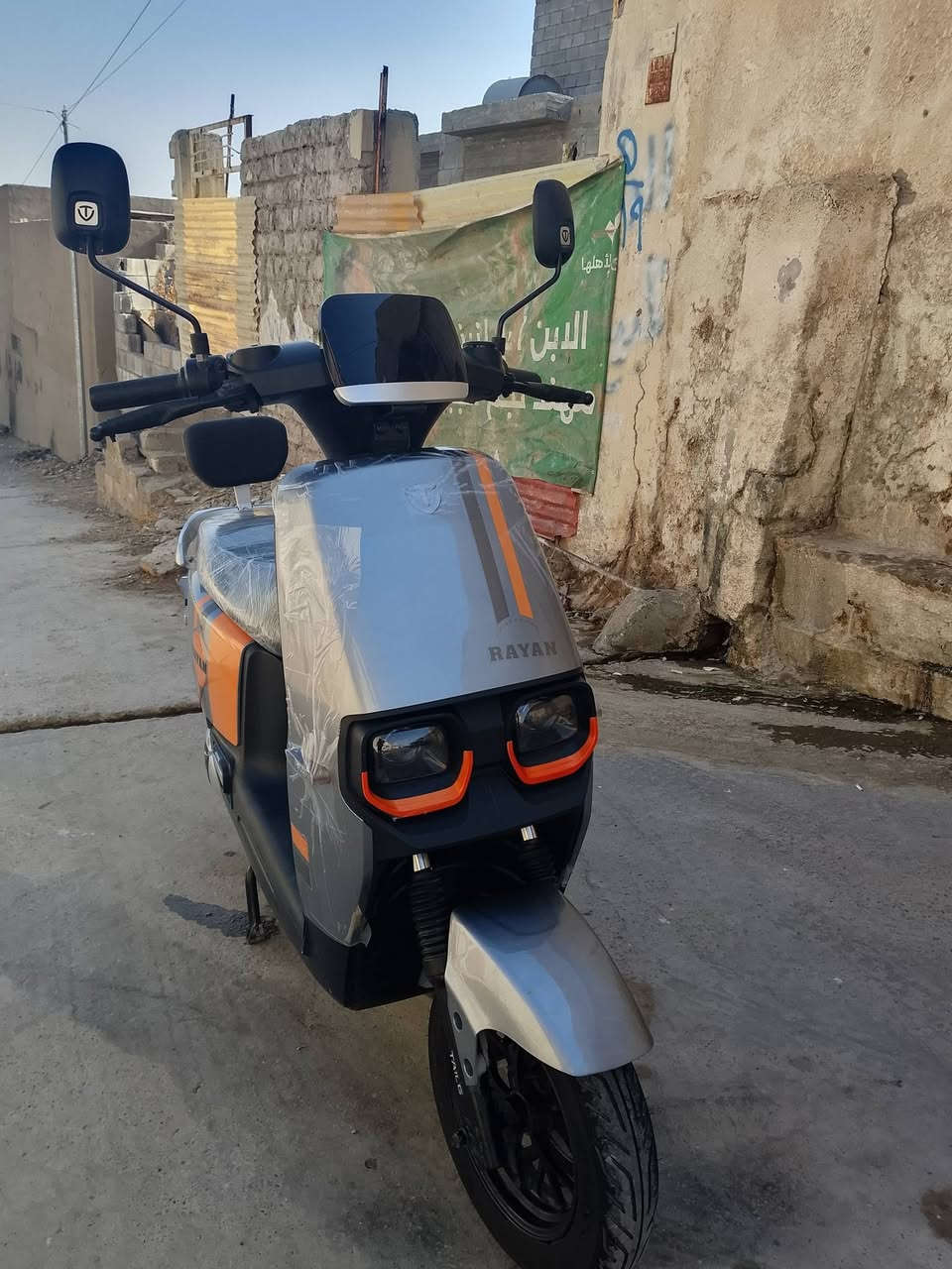 سلام عليكم مطور ريان ابوعيون مديل 2025🔥فول نضافه 👌🏻كلو شرط وين من👌🏻 يعجبك روح جيك لون رصاصي🔥 مرغوب3نمر سرعه63حقيقي 👌🏻مثبت سرعه 🔥نضام بك لايتات عالي ناصي👌🏻 المطور برغي مامفتوح شرط جلخ مابي👌🏻 السعر 950وبي مجال رقم ***********
